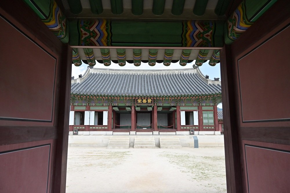 한능검 준비 기간에 스트레스를 받는다면 고궁으로의 짧은 여행